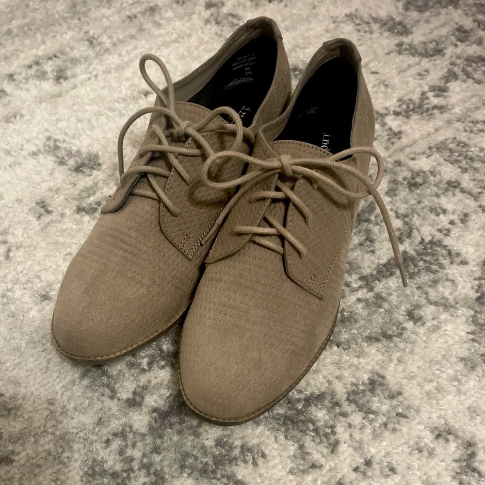 Indigo Rose suede oxfords